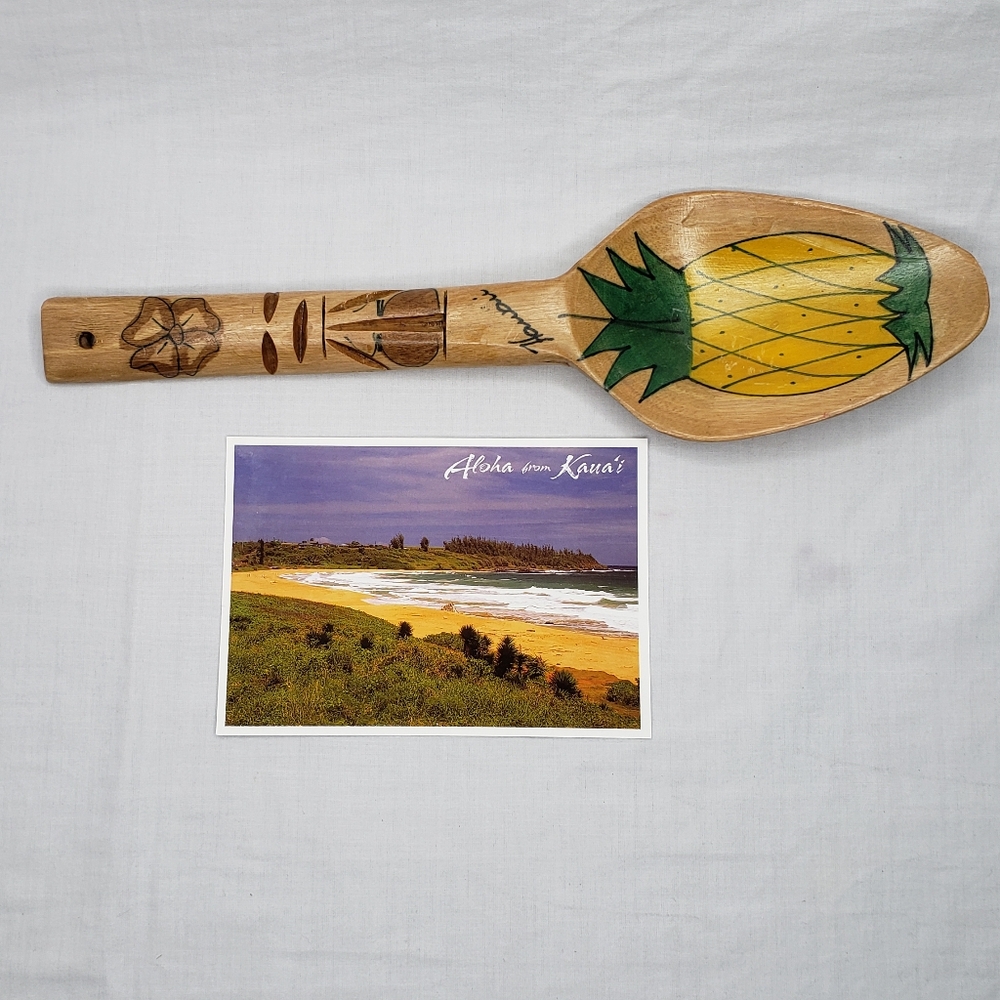 Hawaii Big Spoon Pineapple And Kaua'i Beach Postcard